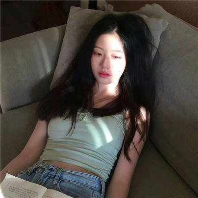 新荡女卡门封面